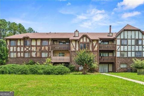 Photo of 103 Camelot Drive, Atlanta, GA 30349 (MLS # 10711955)