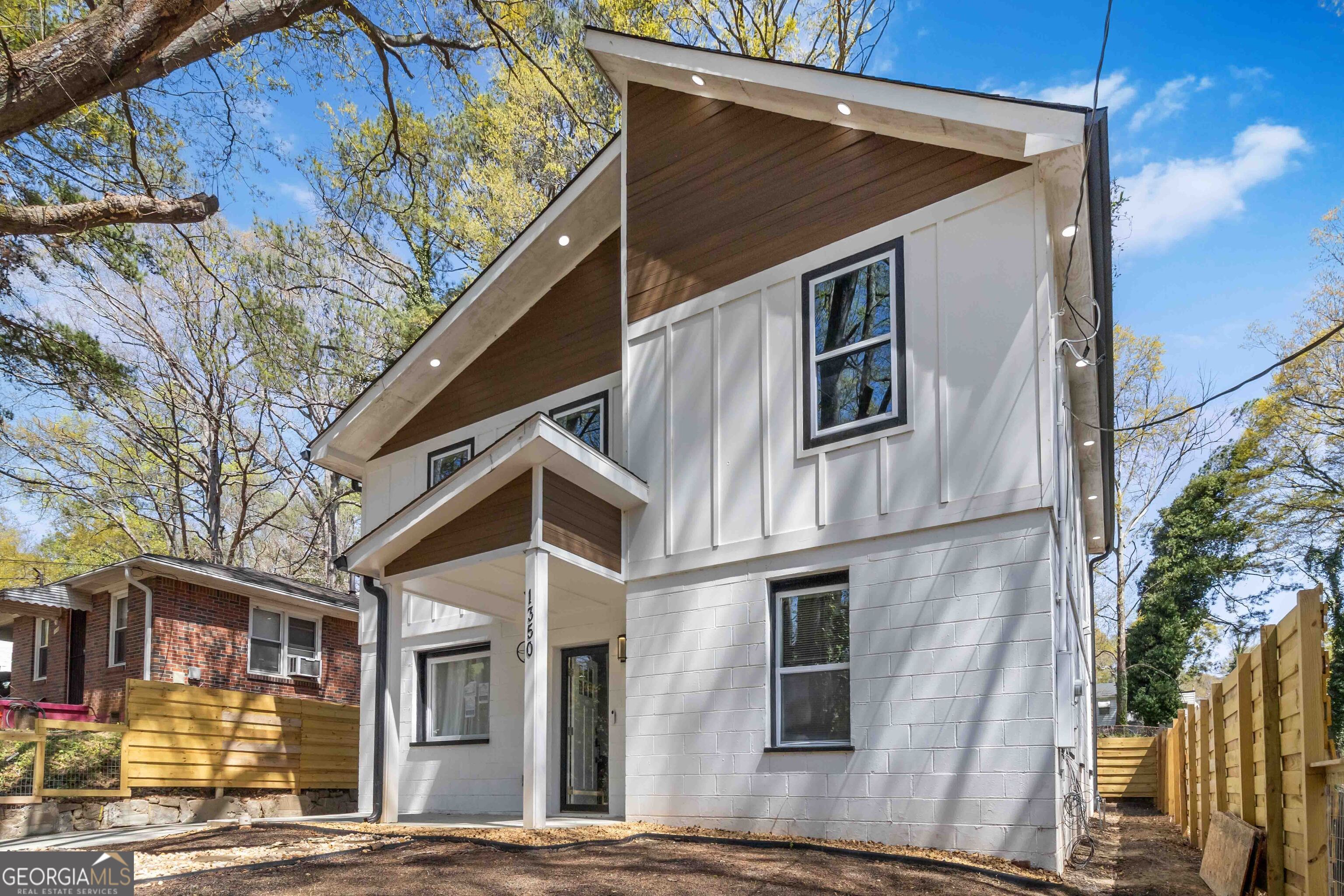 1350 Elizabeth AVE SW