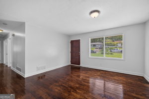 899 E Glochester PL