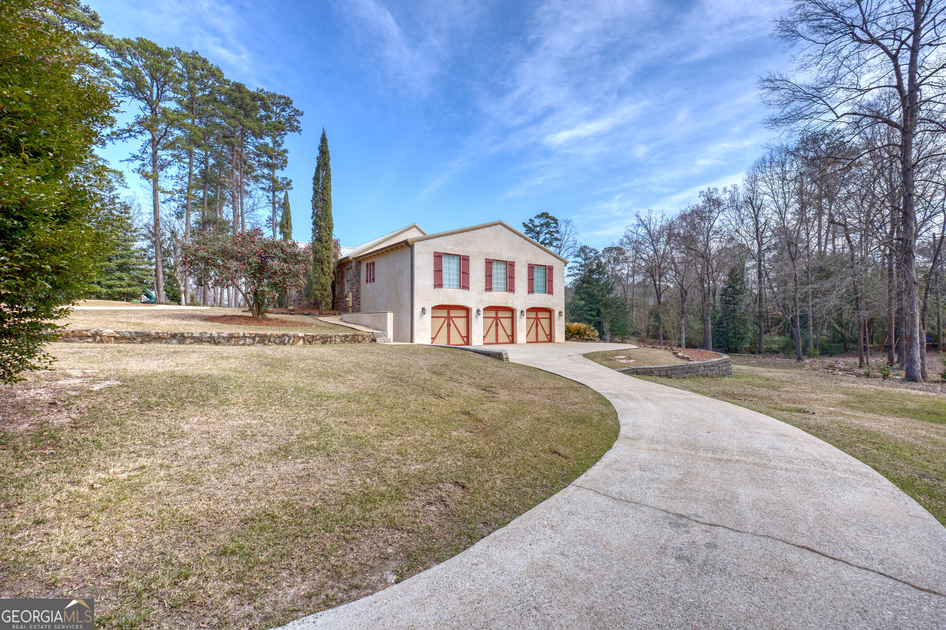 44 Cascade RD