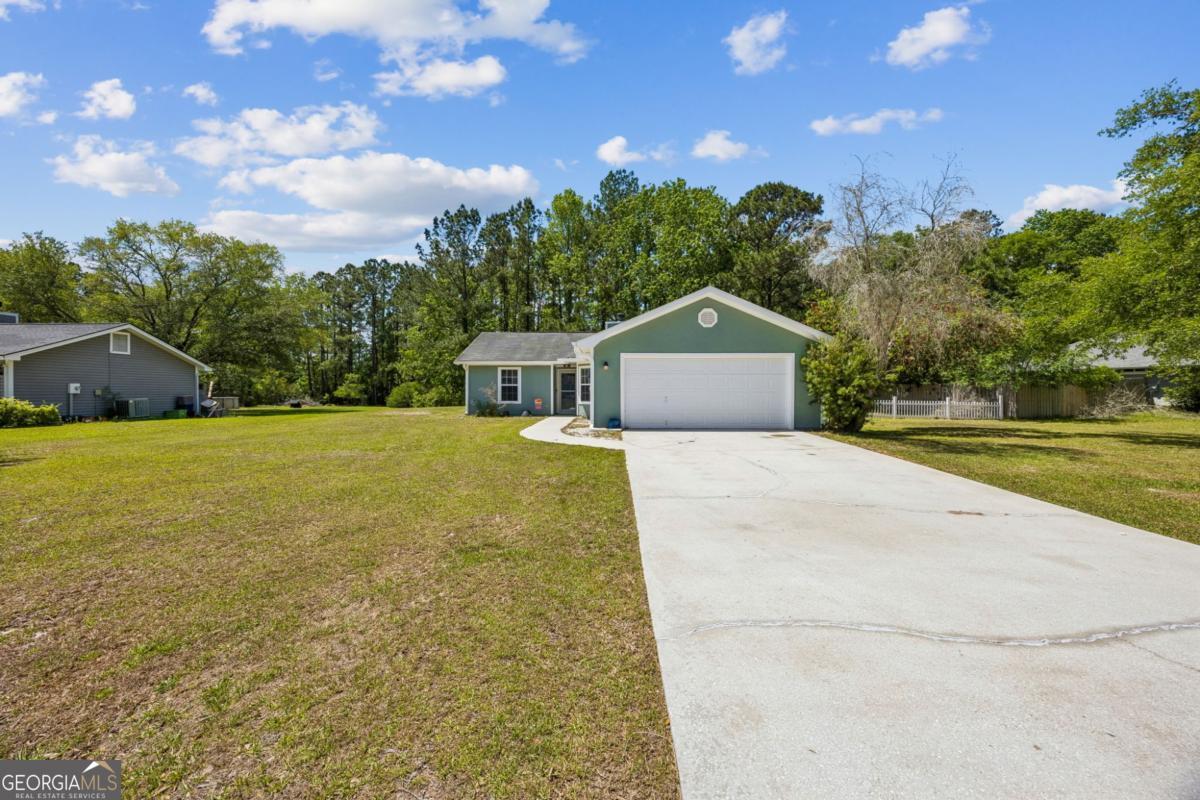 145 Retreat PL