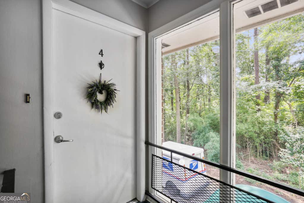 Photo of 4266 Roswell Road NE #G4, Atlanta, GA 30342 (MLS # 10818482)