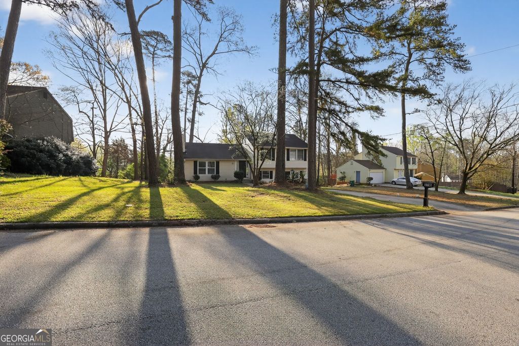 Photo of 3798 Radcliffe Boulevard, Decatur, GA 30034 (MLS # 10724678)