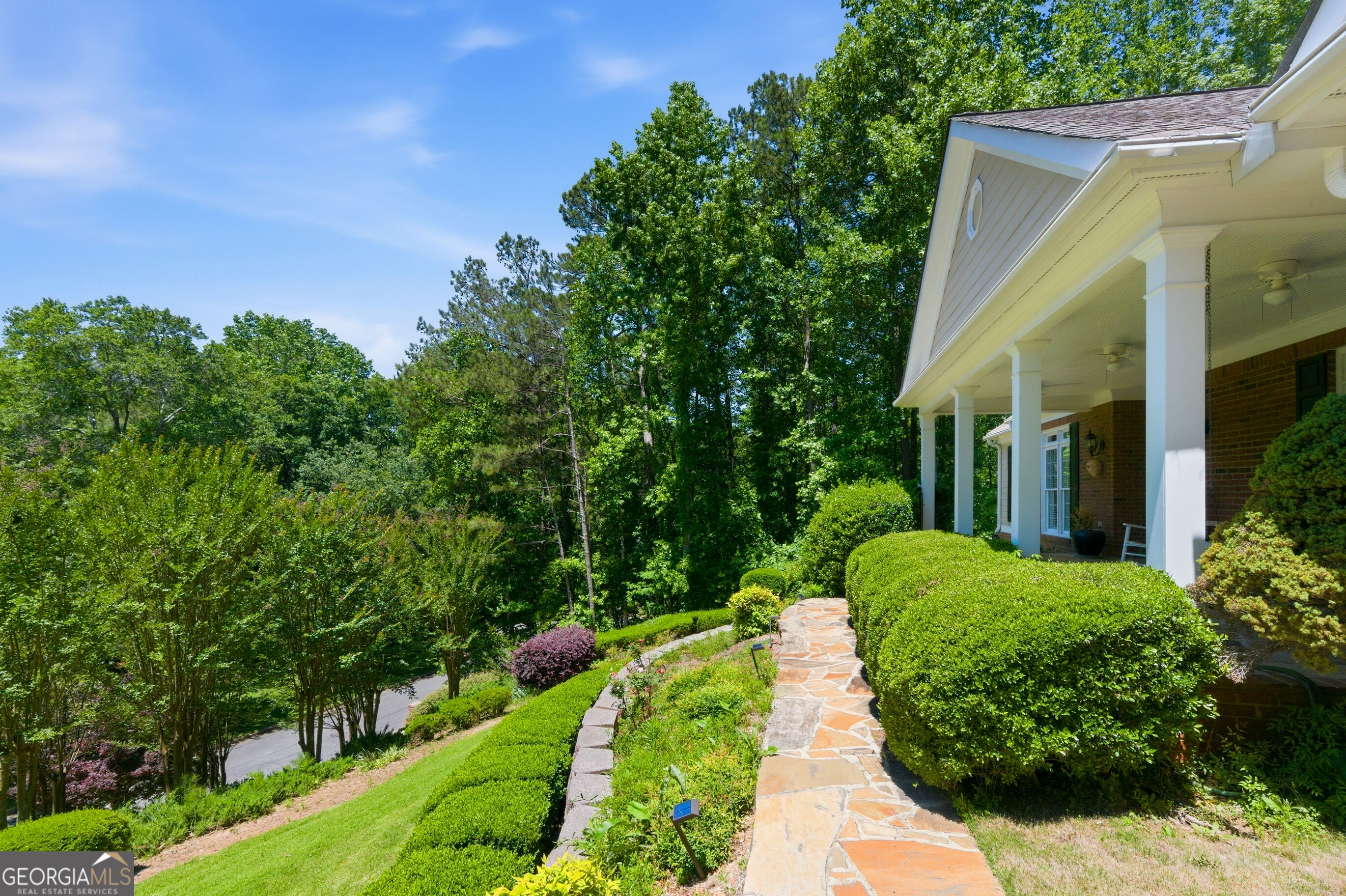 2372 Habersham DR SW