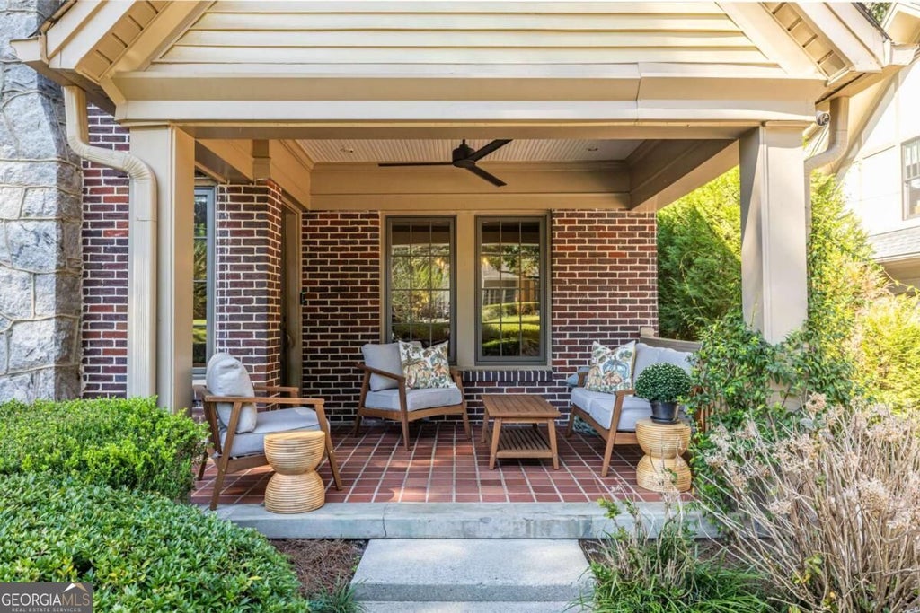 Photo of 500 Emory Circle NE, Atlanta, GA 30307 (MLS # 10876923)