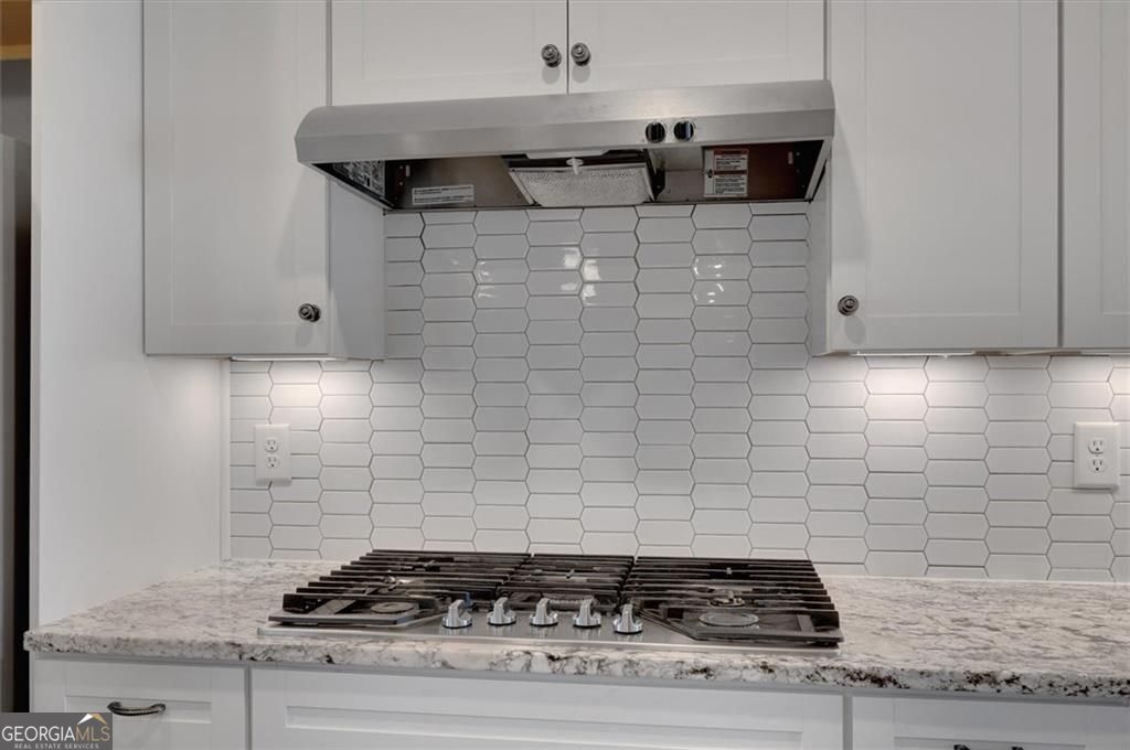 541 Glen Abbey CIR