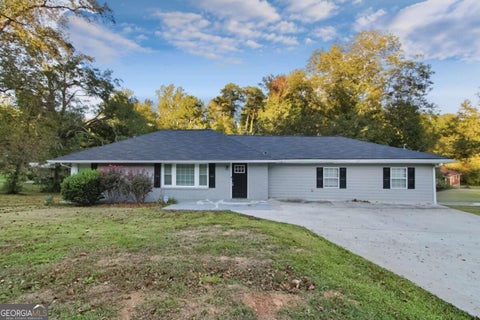 Photo of 2280 Pemberton Road SW, Atlanta, GA 30331 (MLS # 10879677)