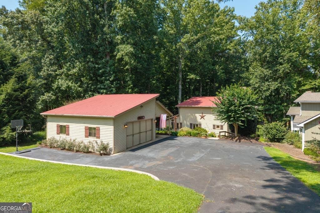 Photo of 346 Indian Cove Drive, Dawsonville, GA 30534 (MLS # 10826370)