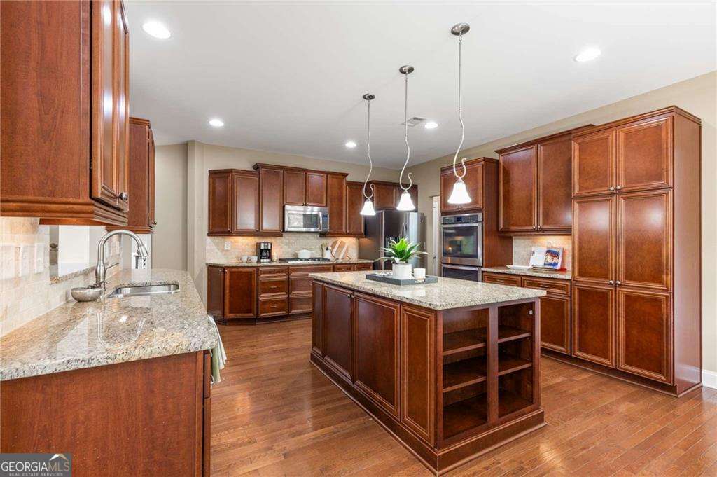 Millstone Manor - Residential