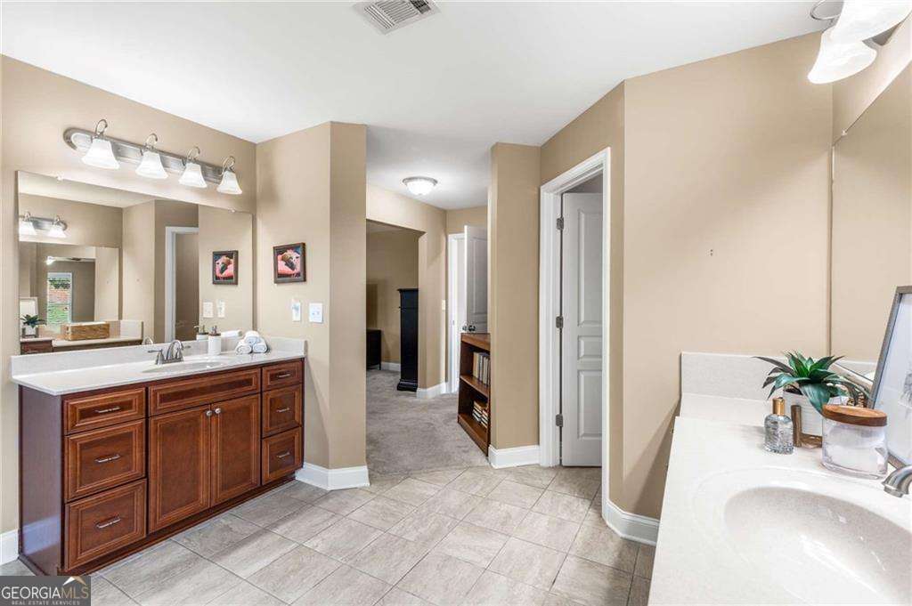 Millstone Manor - Residential