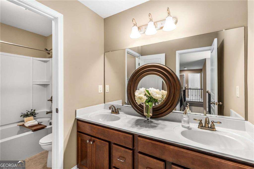 Millstone Manor - Residential