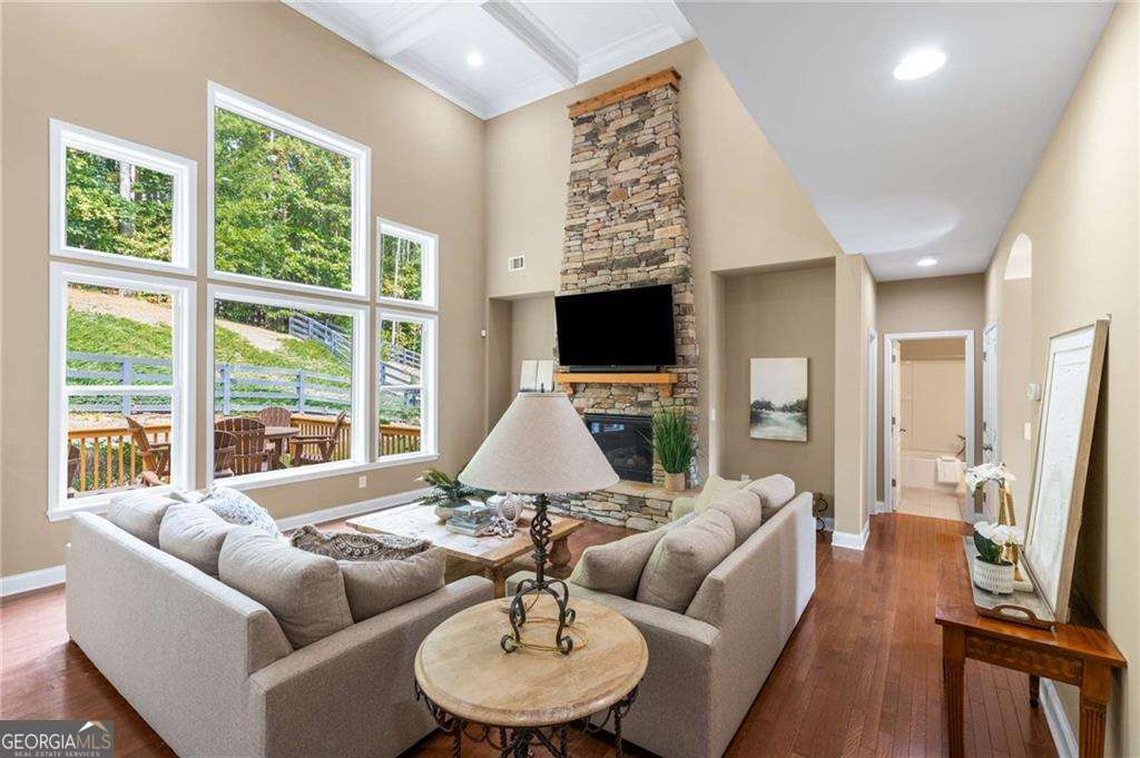 Millstone Manor - Residential