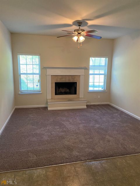 A home in Fairburn