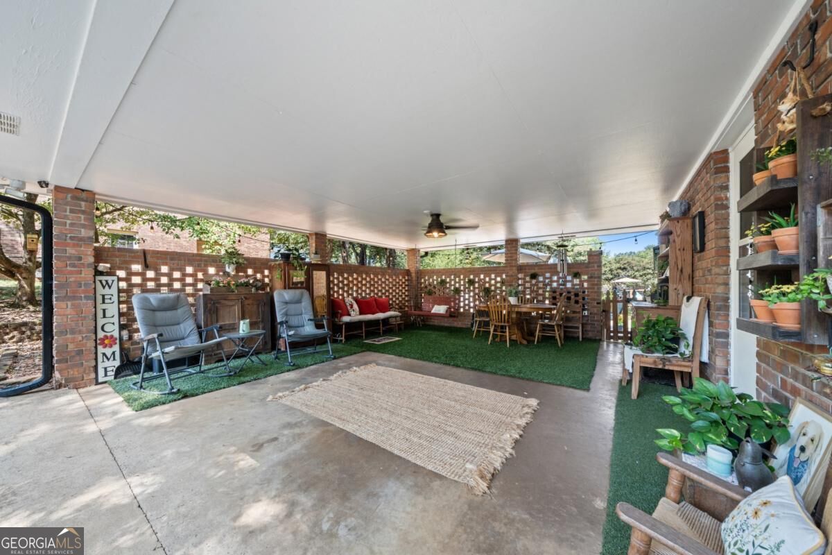 20 Oakdale DR