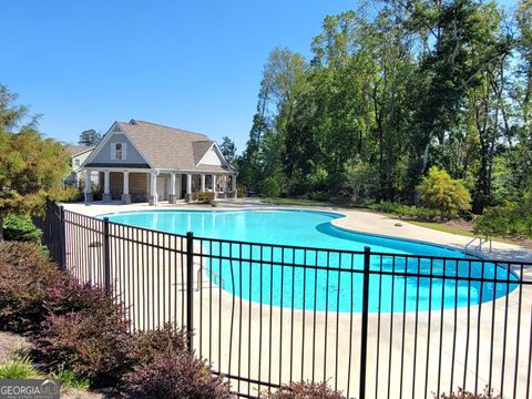 A home in Dacula