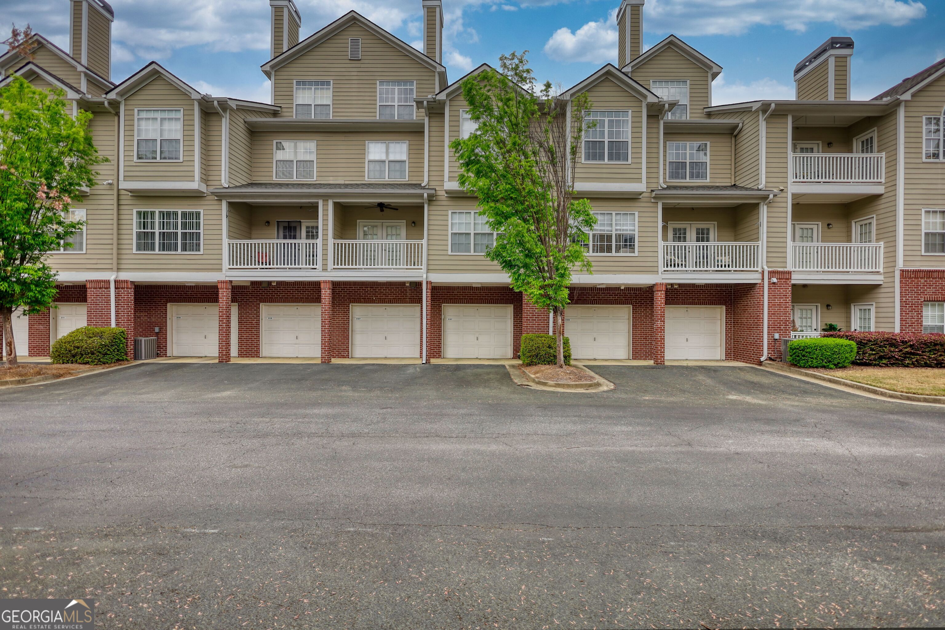 Woodlands at Webb Bridge - Residential