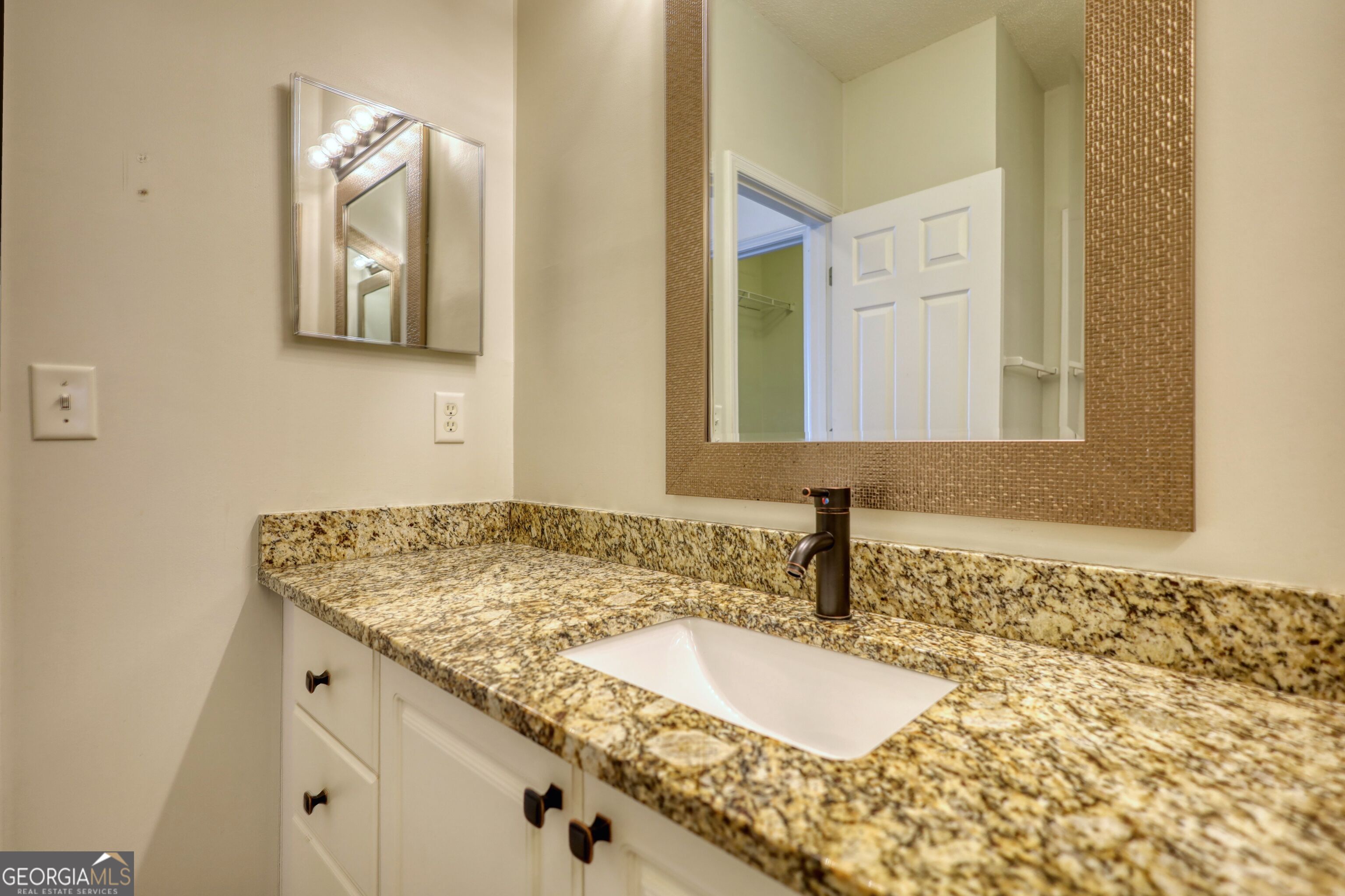 Woodlands at Webb Bridge - Residential