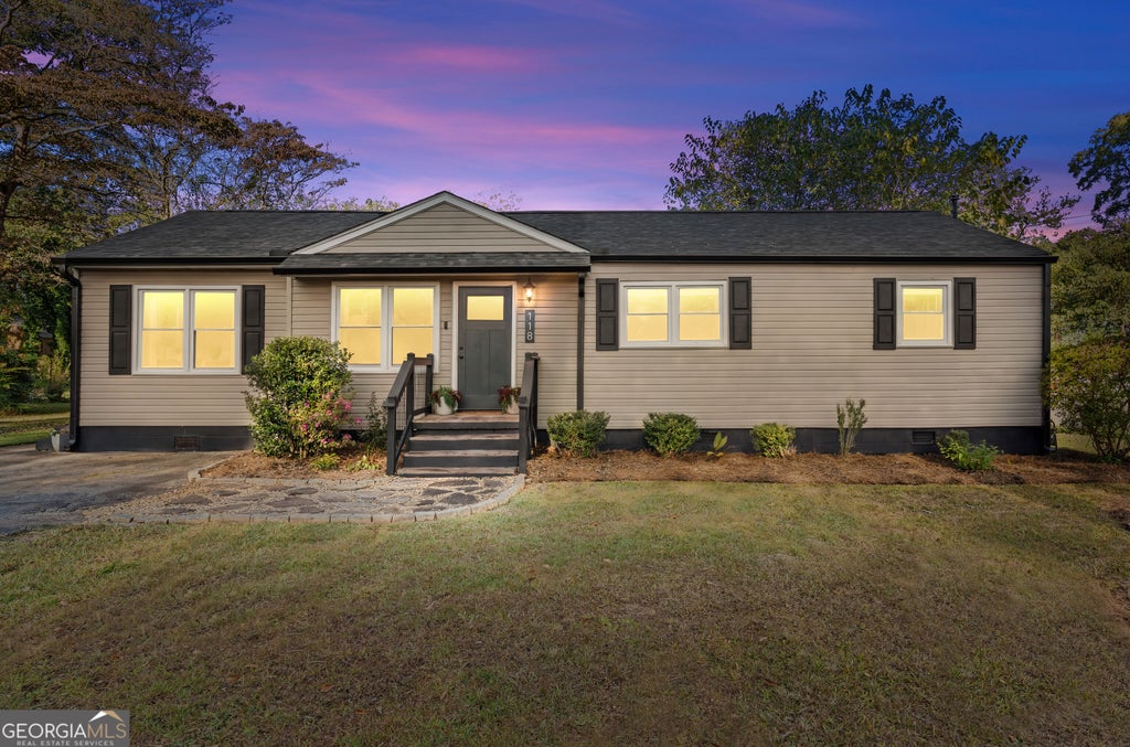 Photo of 118 Richards Street, Carrollton, GA 30117 (MLS # 10882239)