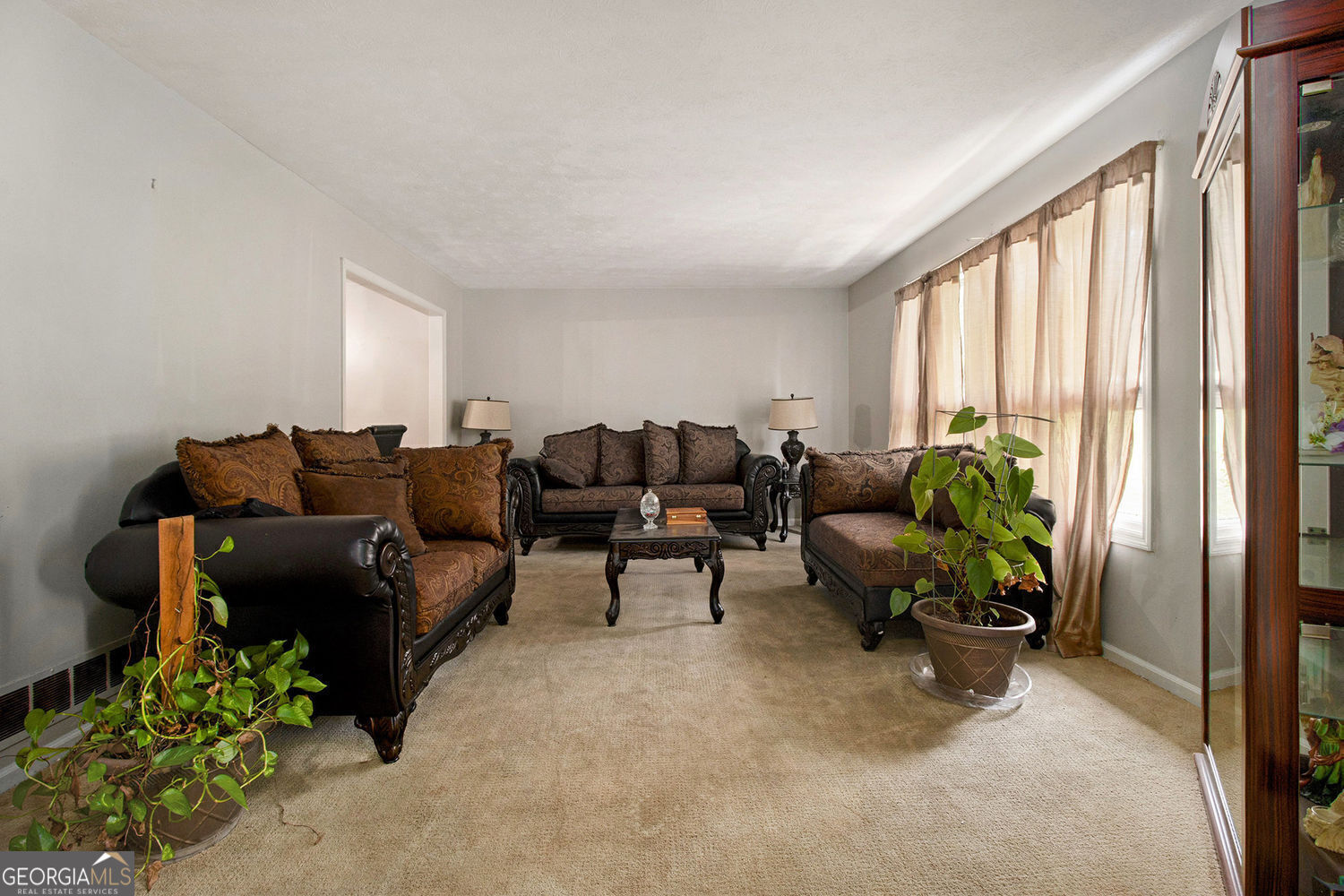 2950 Springfield CT SW