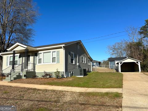 A home in Lanett