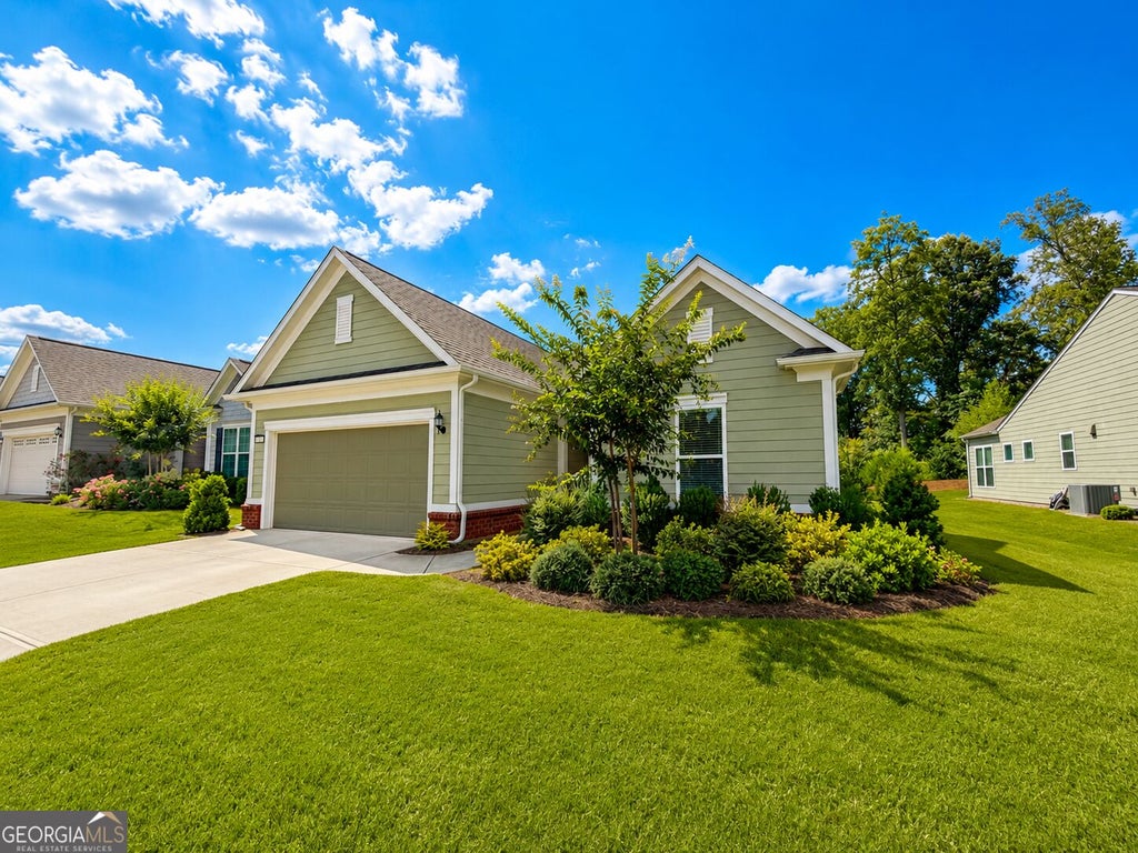 Photo of 229 Nuttall Drive, Griffin, GA 30223 (MLS # 10837576)