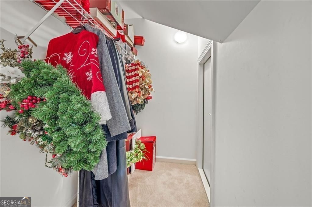 Gainesville, Georgia 30506, United States, 5 Bedrooms Bedrooms, ,4 BathroomsBathrooms,Residential,Active,136202