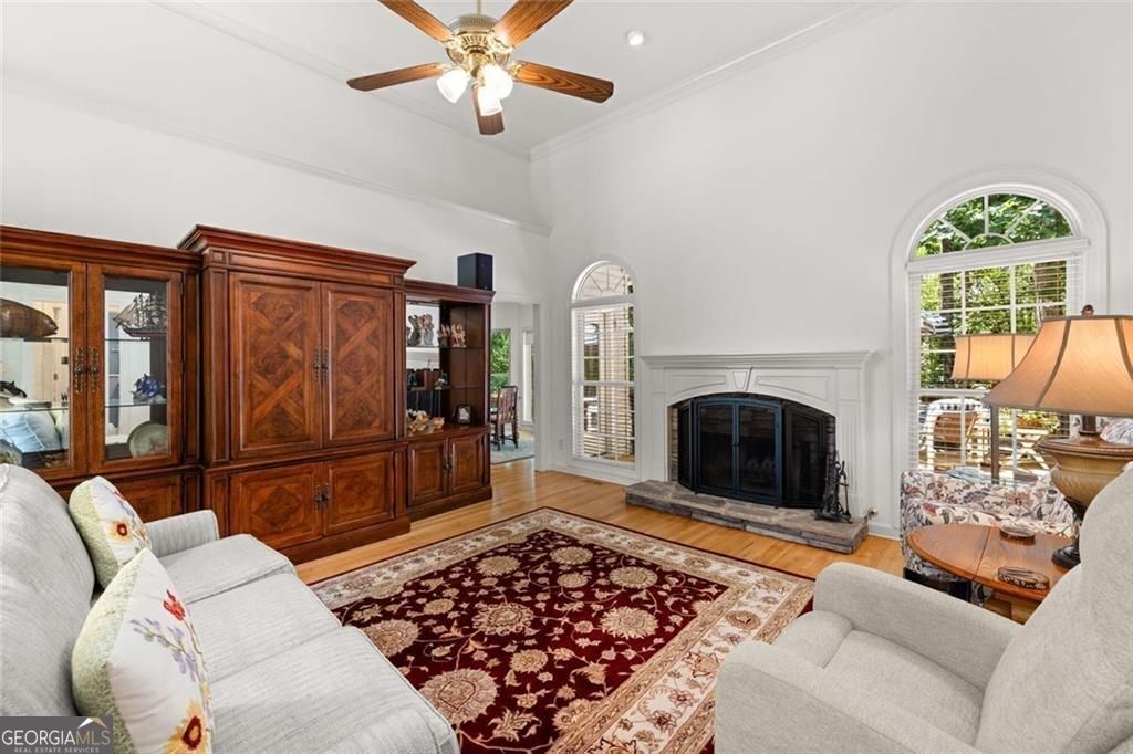 Gainesville, Georgia 30506, United States, 5 Bedrooms Bedrooms, ,4 BathroomsBathrooms,Residential,Active,136202