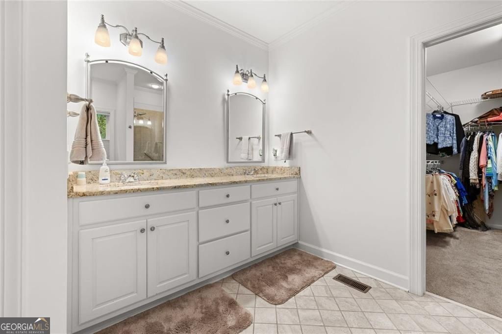 Gainesville, Georgia 30506, United States, 5 Bedrooms Bedrooms, ,4 BathroomsBathrooms,Residential,Active,136202