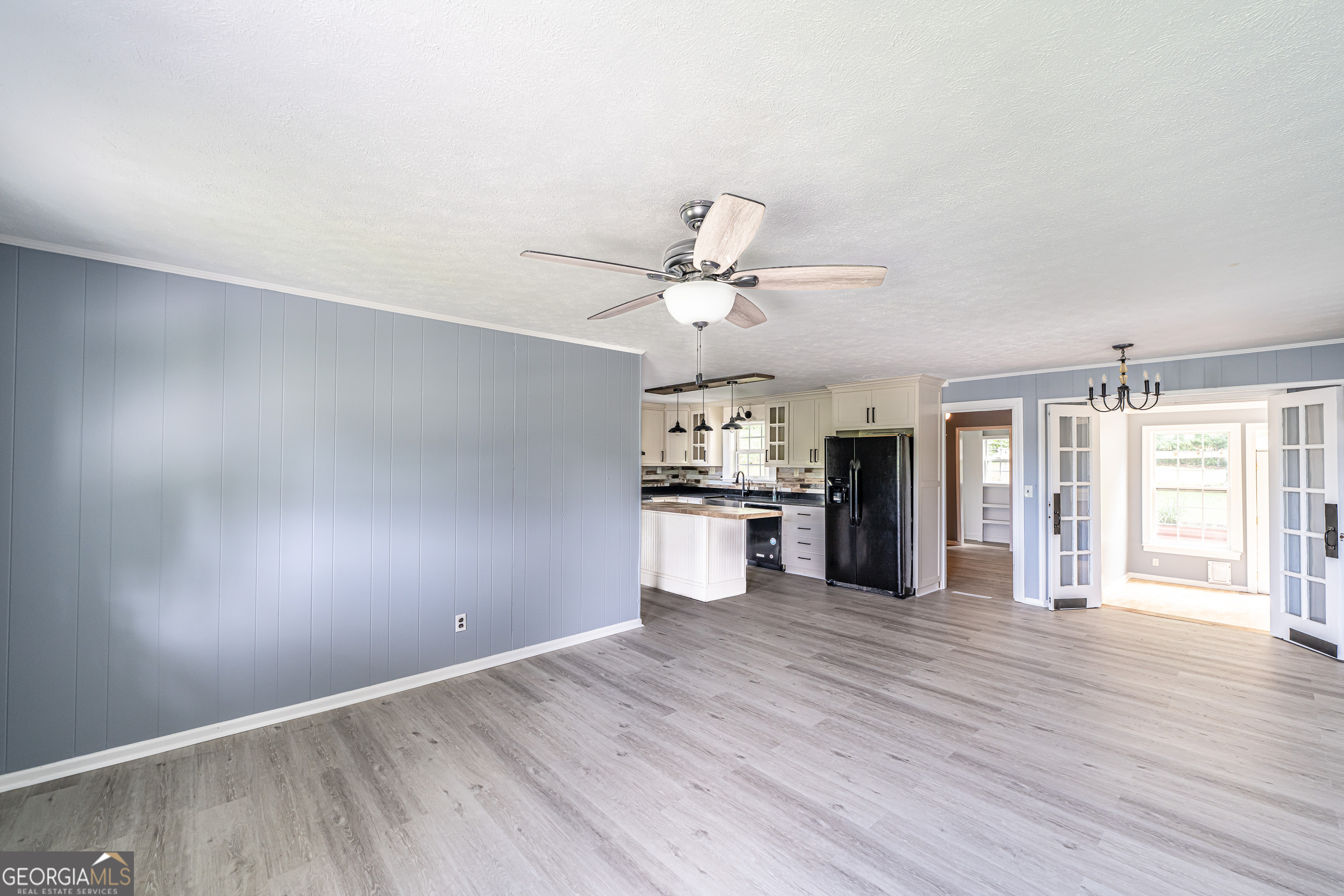 472 Floyd Springs RD NE