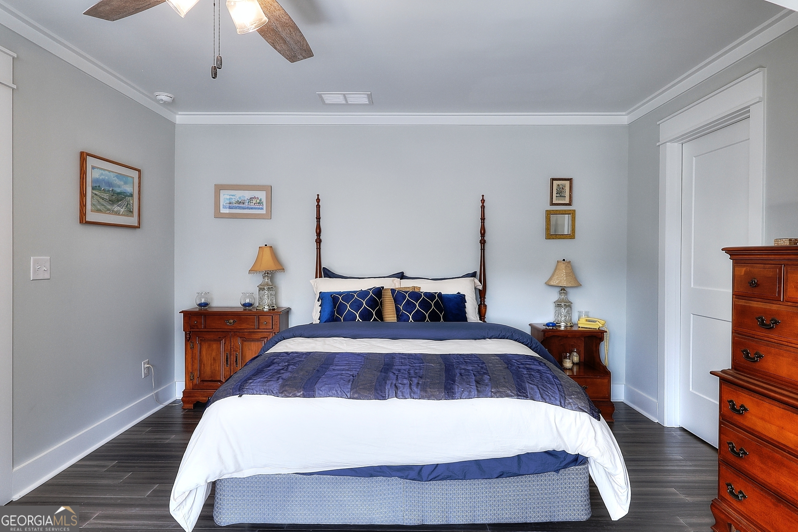 Mill Farm Place - Residential