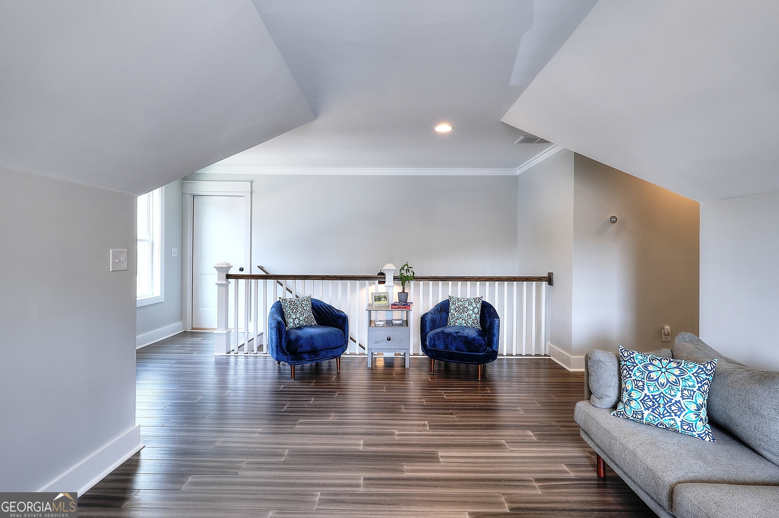 Mill Farm Place - Residential