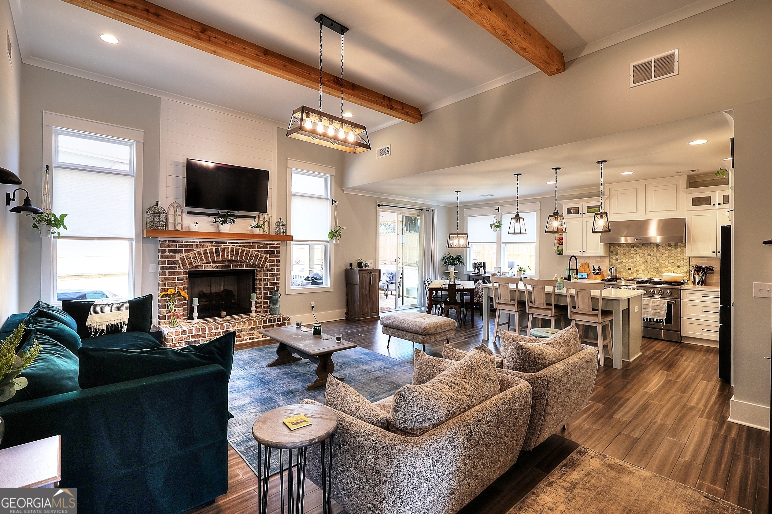 Mill Farm Place - Residential