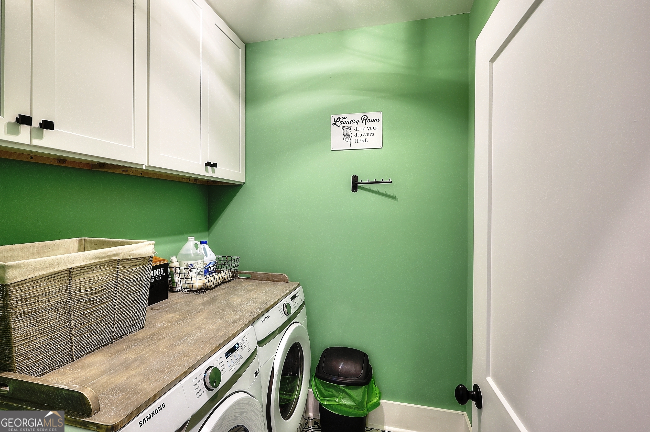 Mill Farm Place - Residential