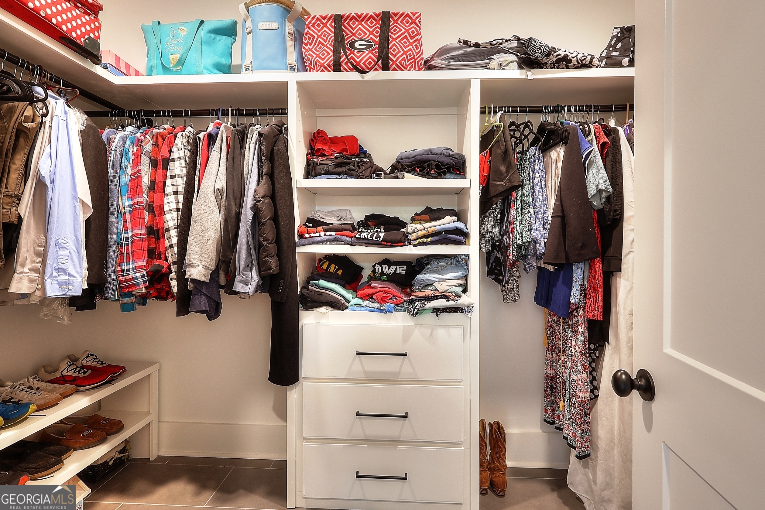 Mill Farm Place - Residential