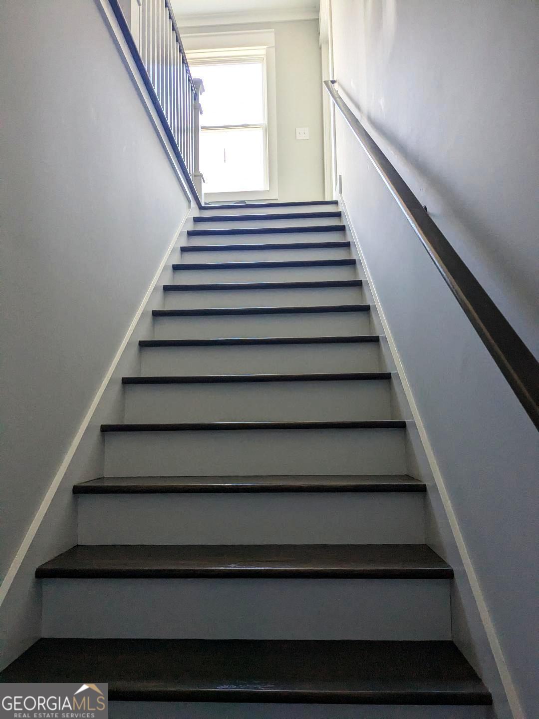 Mill Farm Place - Residential