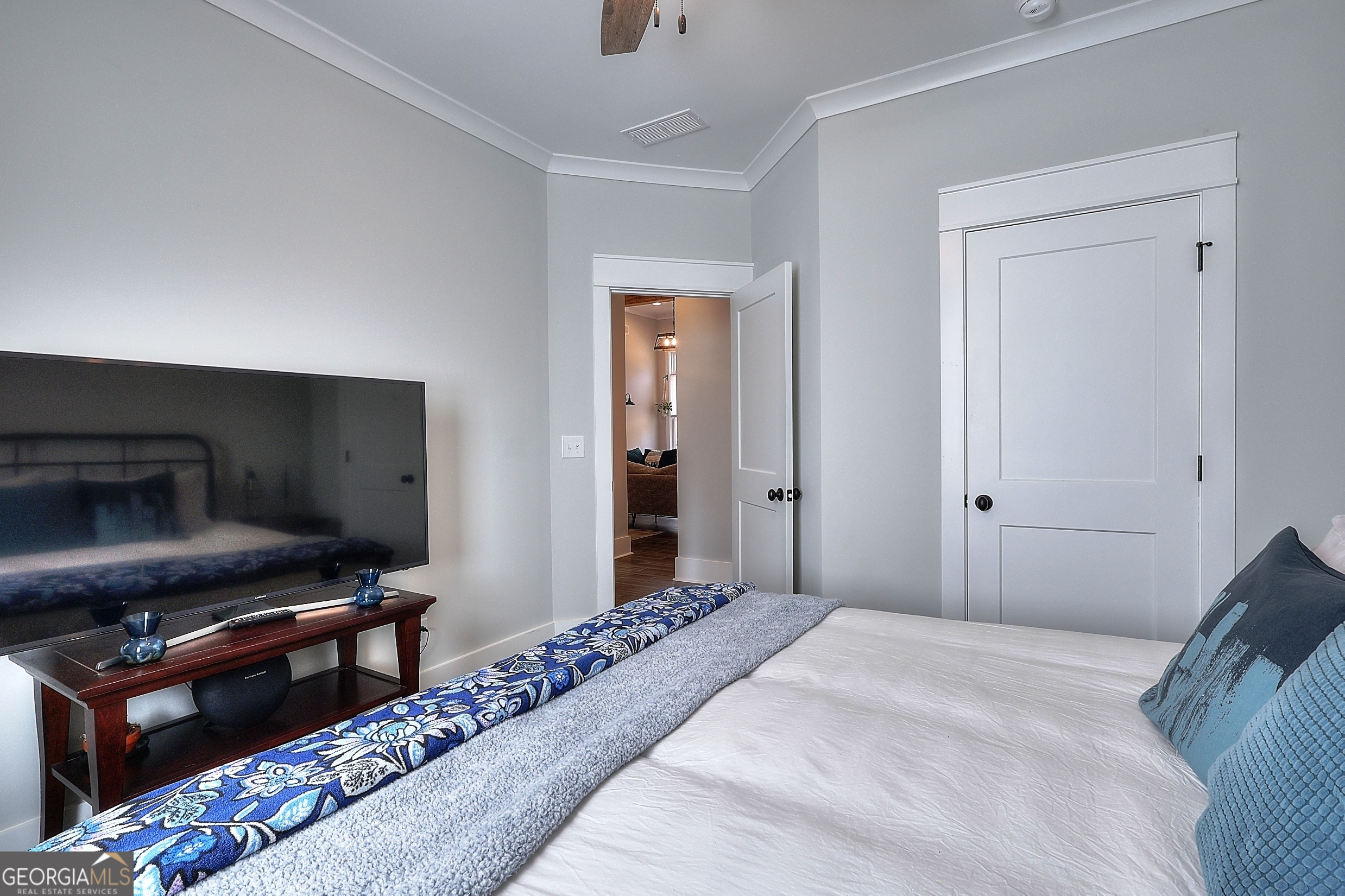 Mill Farm Place - Residential