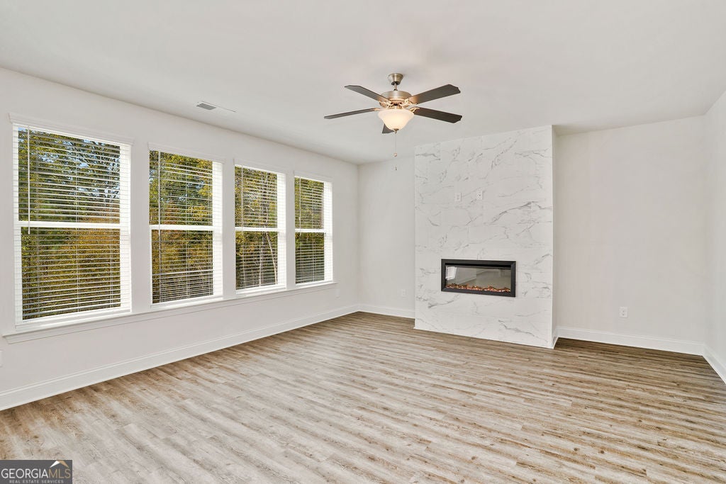 485 Lawson DR 28