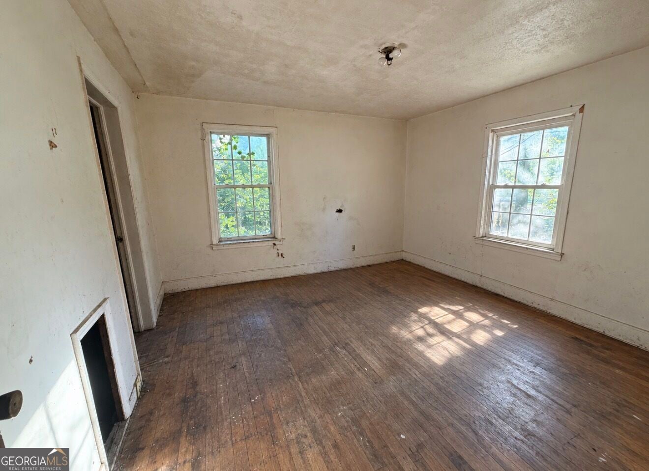 2152 Wesley Chapel RD