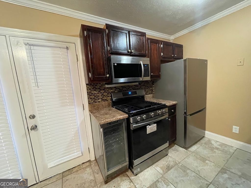 Photo of 405 Fairburn Road SW #268, Atlanta, GA 30331 (MLS # 10679416)