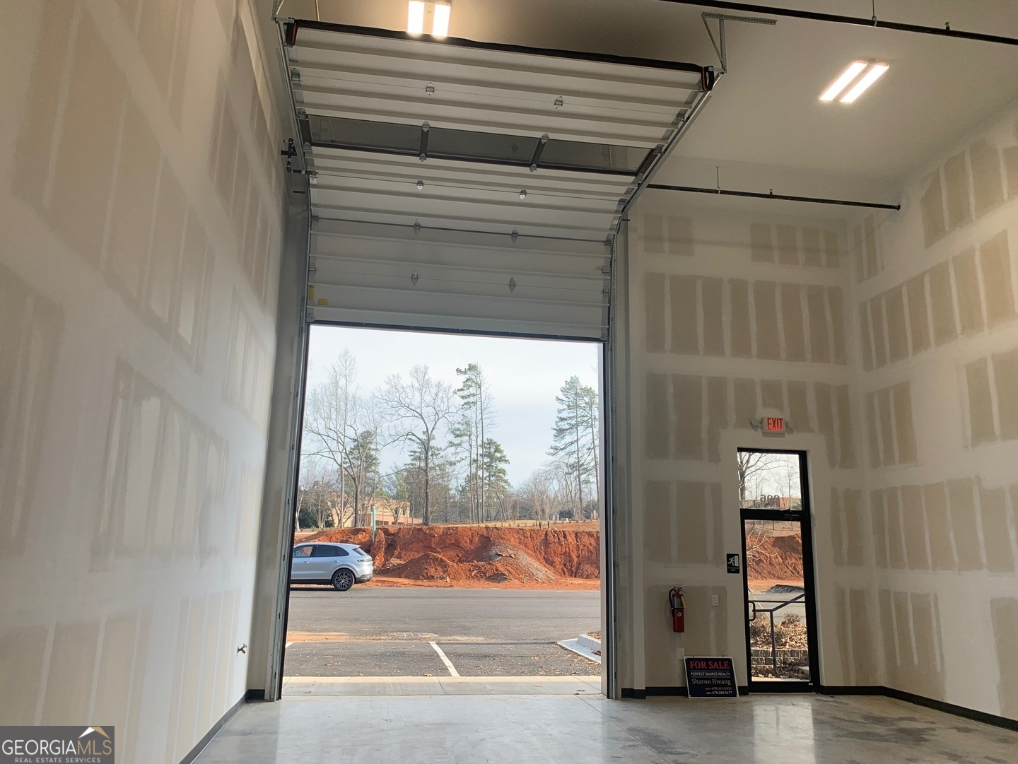 None - Commercial Lease
