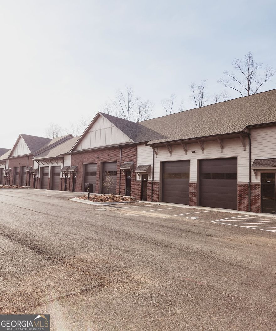 A brand-new warehouse in Alpharetta. Zoned M1. Insulated walls and ceiling. 12' x 14' insulated sectional, high-rise overhead door. 20' tall ceilings. Air conditioning and electric heat. ADA Half Bath with tankless water heater. 4 High Bay LED light fixtures. Freestanding laundry sink. 2 assigned parking spaces with additional overflow parking. 200 amp electric service. 3770 Francis CIR, Bldg 200 Unit 206, Alpharetta, GA 30004