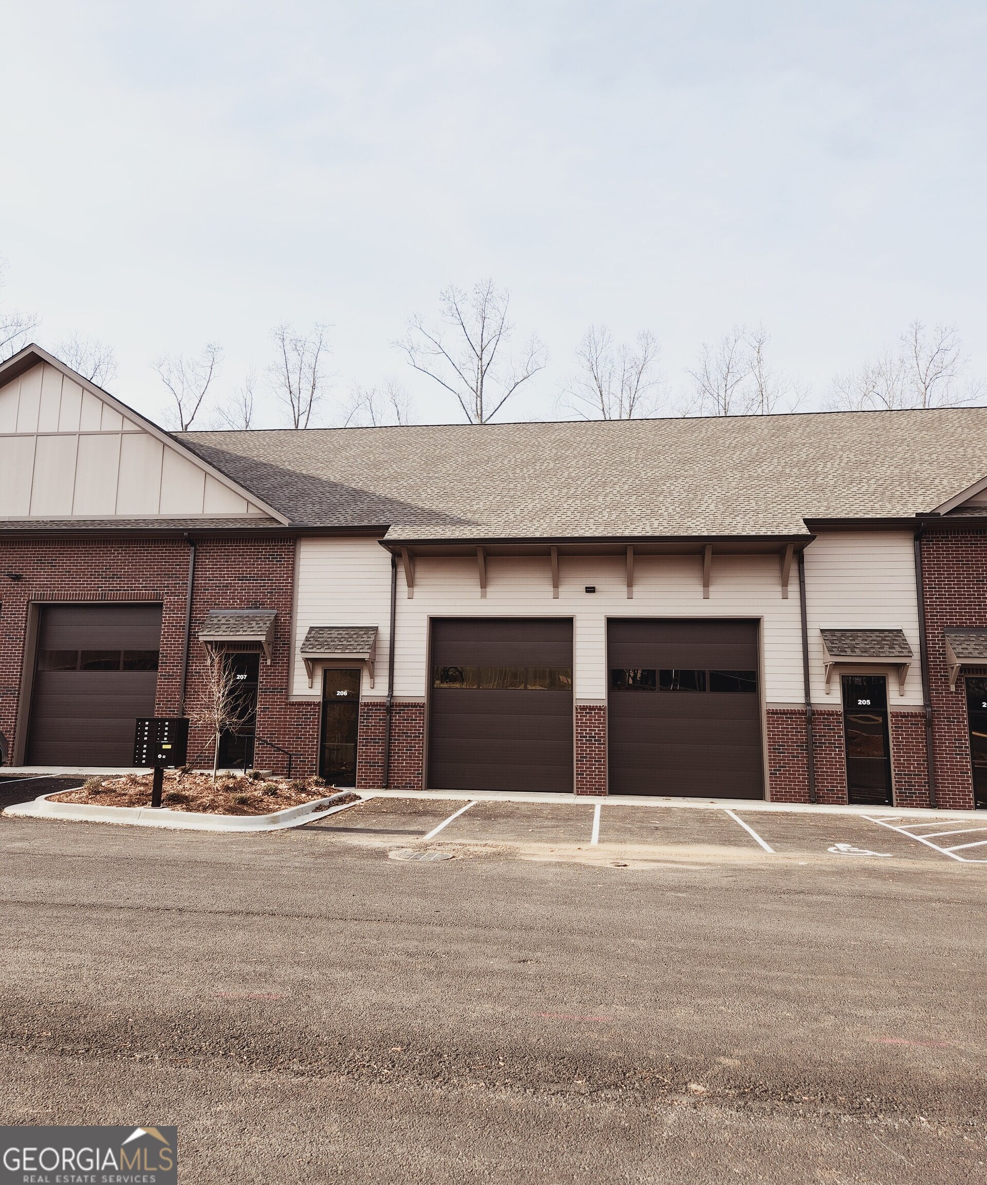 None - Commercial Lease