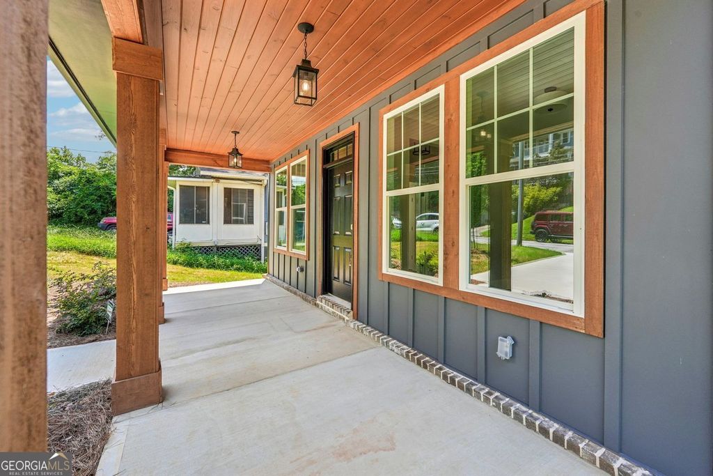 Photo of 1179 Booker Avenue SW, Atlanta, GA 30310 (MLS # 10701023)