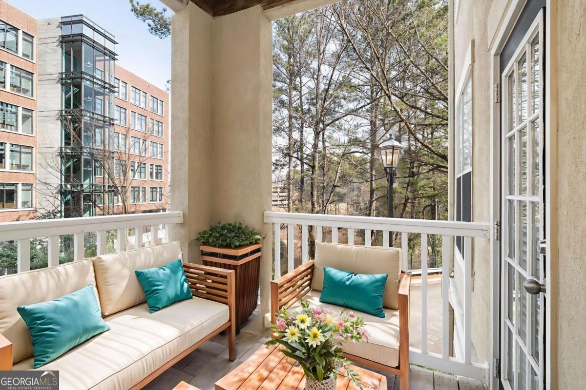 4102 Westchester RDG NE