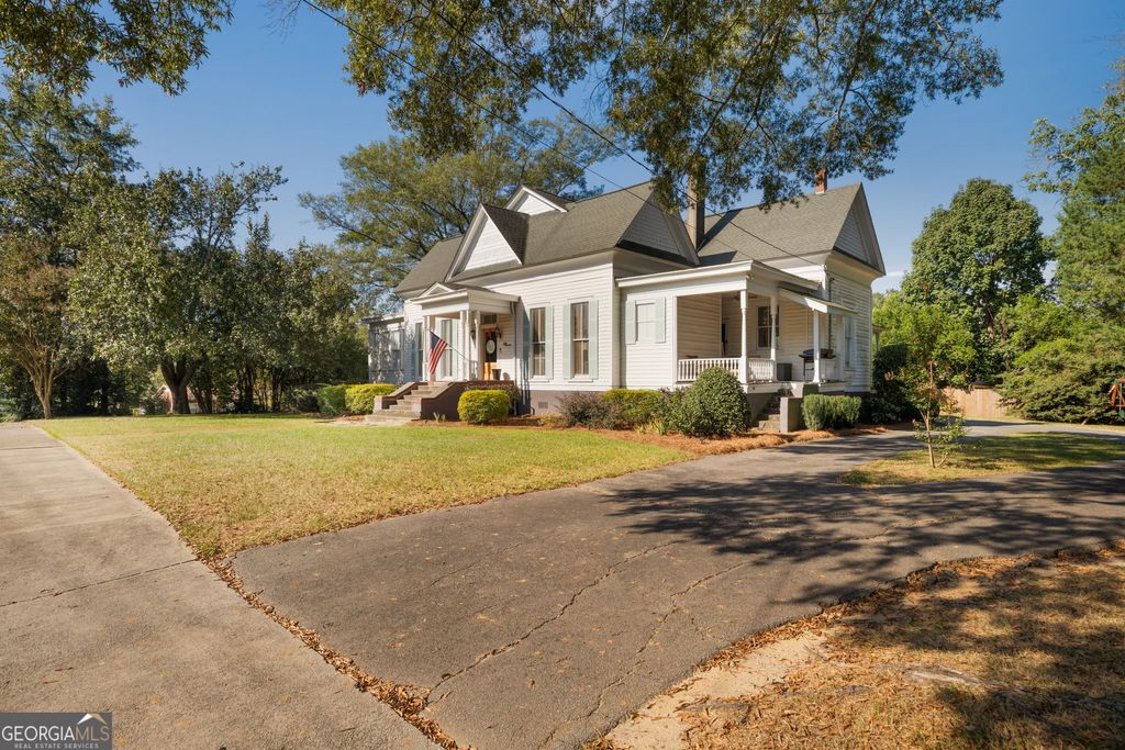 Photo of 406 S Smith Street, Sandersville, GA 31082 (MLS # 10614591)