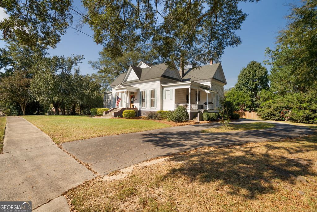 Photo of 406 S Smith Street, Sandersville, GA 31082 (MLS # 10614591)