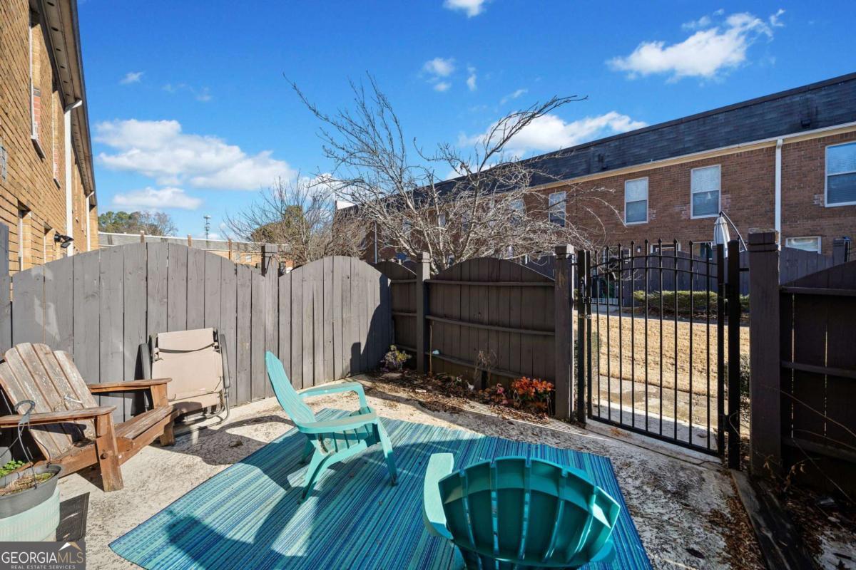 Avalon Townhomes - Residential