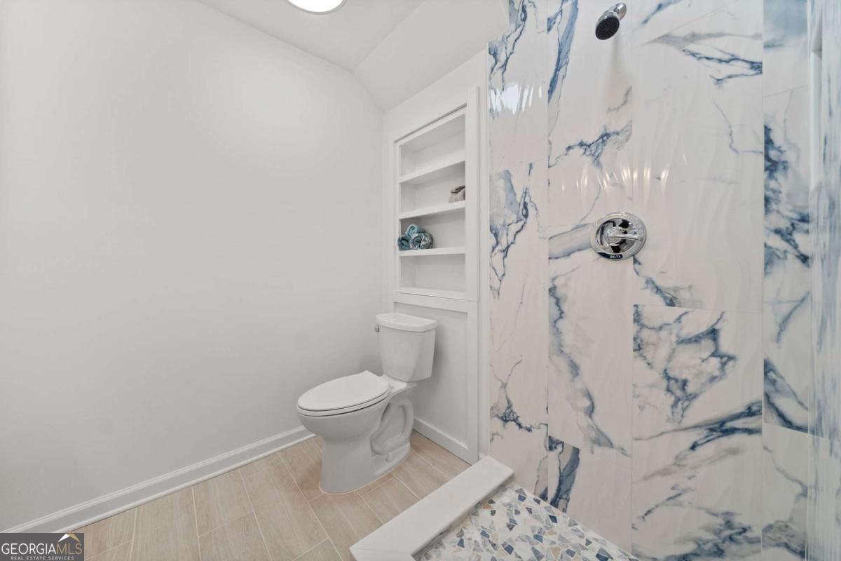 Avalon Townhomes - Residential