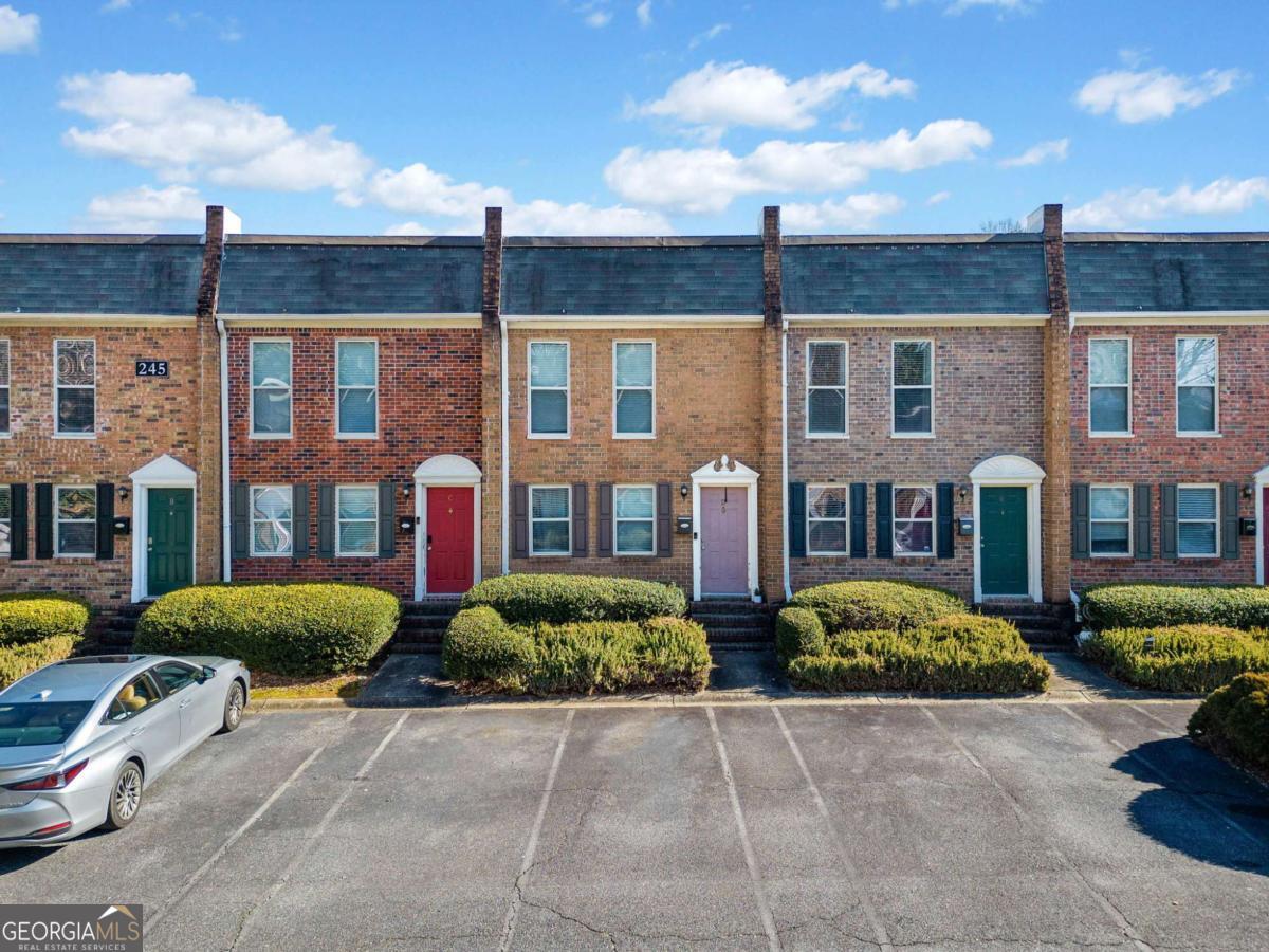 Avalon Townhomes - Residential