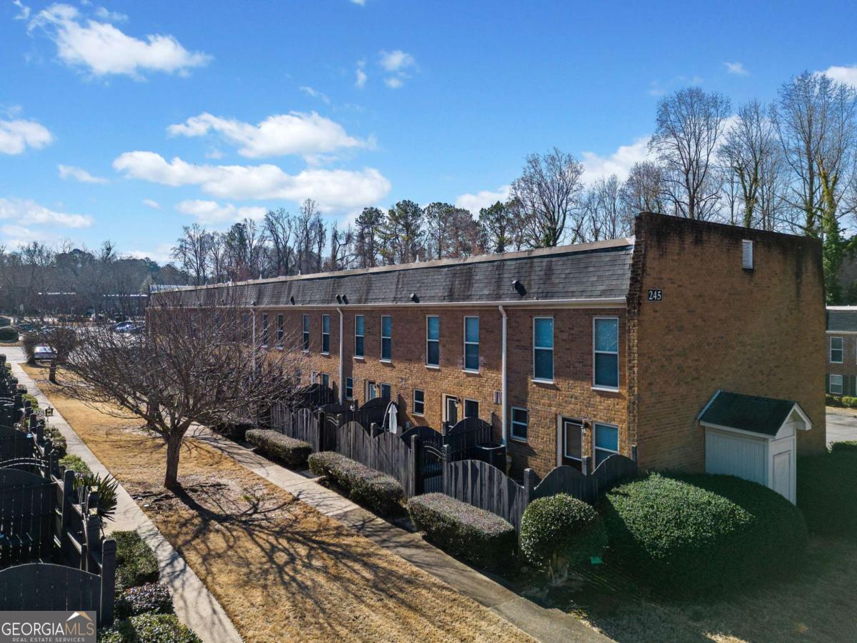Avalon Townhomes - Residential